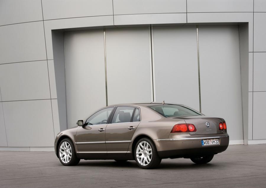  Volkswagen Phaeton 2003 года  (фото 40 из 82)